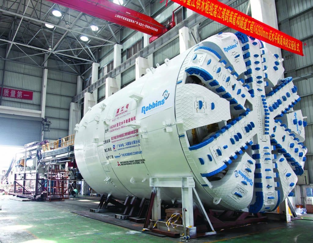 The Robbins Slurry TBM was designed with a mixed face, smooth flow cutterhead for excavation through abrasive sand, gravel, and silt